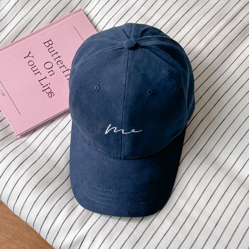 帽子 レディース 曲線刺繍入り シンプルキャップ