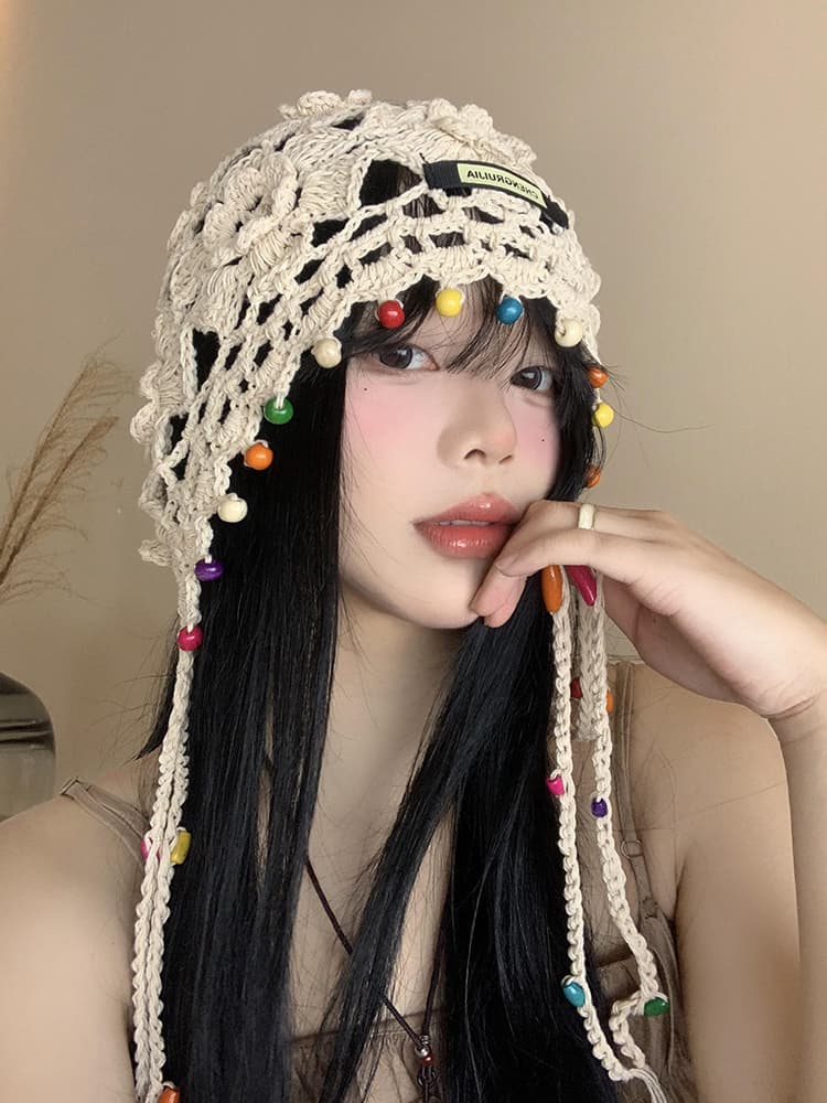 帽子 レディース 透かし編み　カラフルビーズ付きニット帽